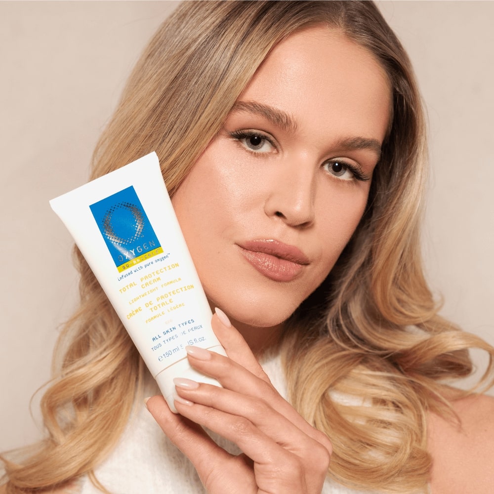 Crème de protection totale avec extrait de feuilles de camélia sinensis