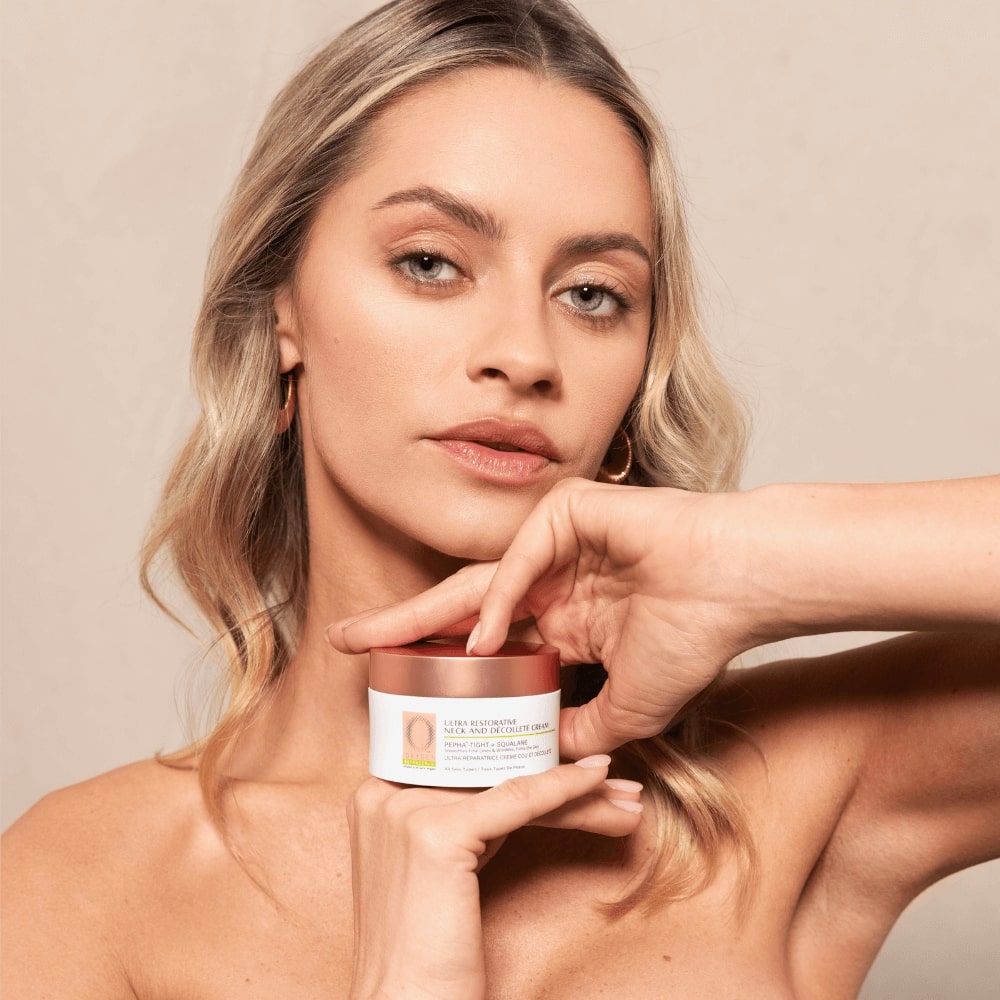 Ultra Restorative Neck And Décolleté Cream | Squalane + Pepha -tight